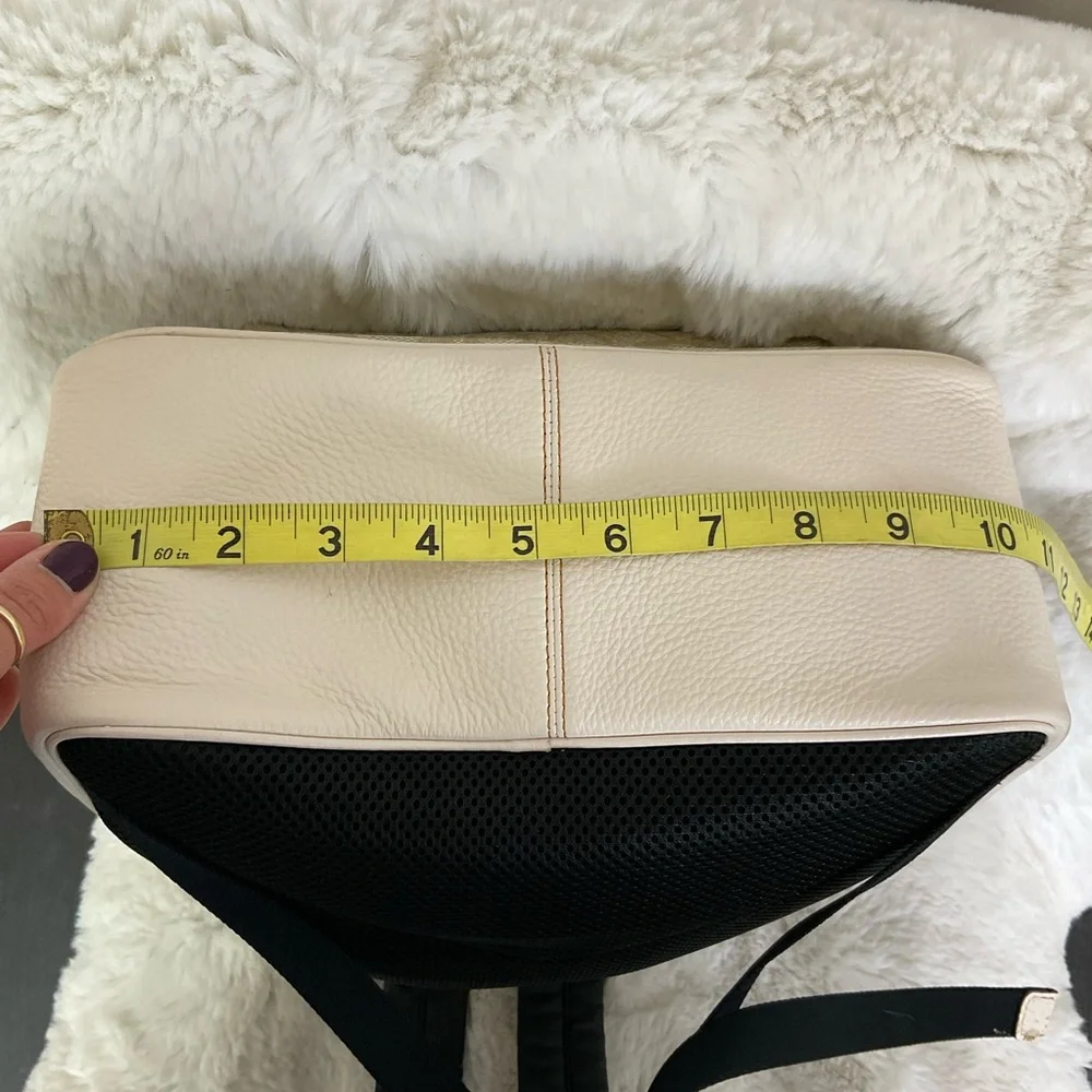 Coach Court In Signature Coated Canvas With Tiger Adjustable Straps Backpack